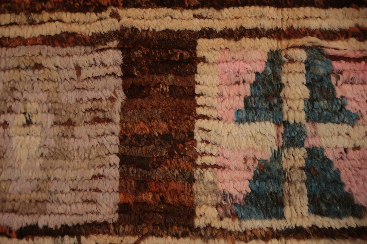 Geometric Moroccan Area Rug 7x10 with Earthy Tones and Bold Borders