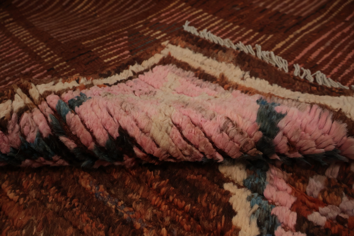 Geometric Moroccan Area Rug 7x10 with Earthy Tones and Bold Borders