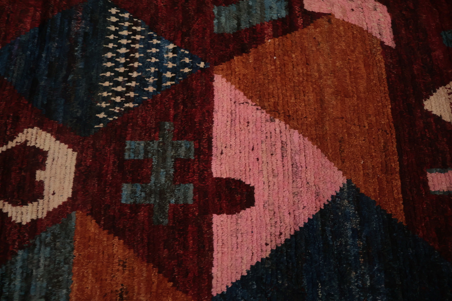 Cozy Moroccan Area Rug 7x10 with Unique Geometric Tribal Design