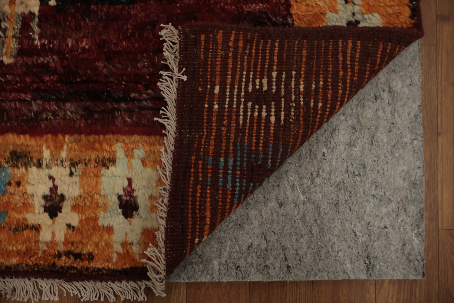Elegant Moroccan Area Rug 7x10 Featuring Bold Colors and Shapes