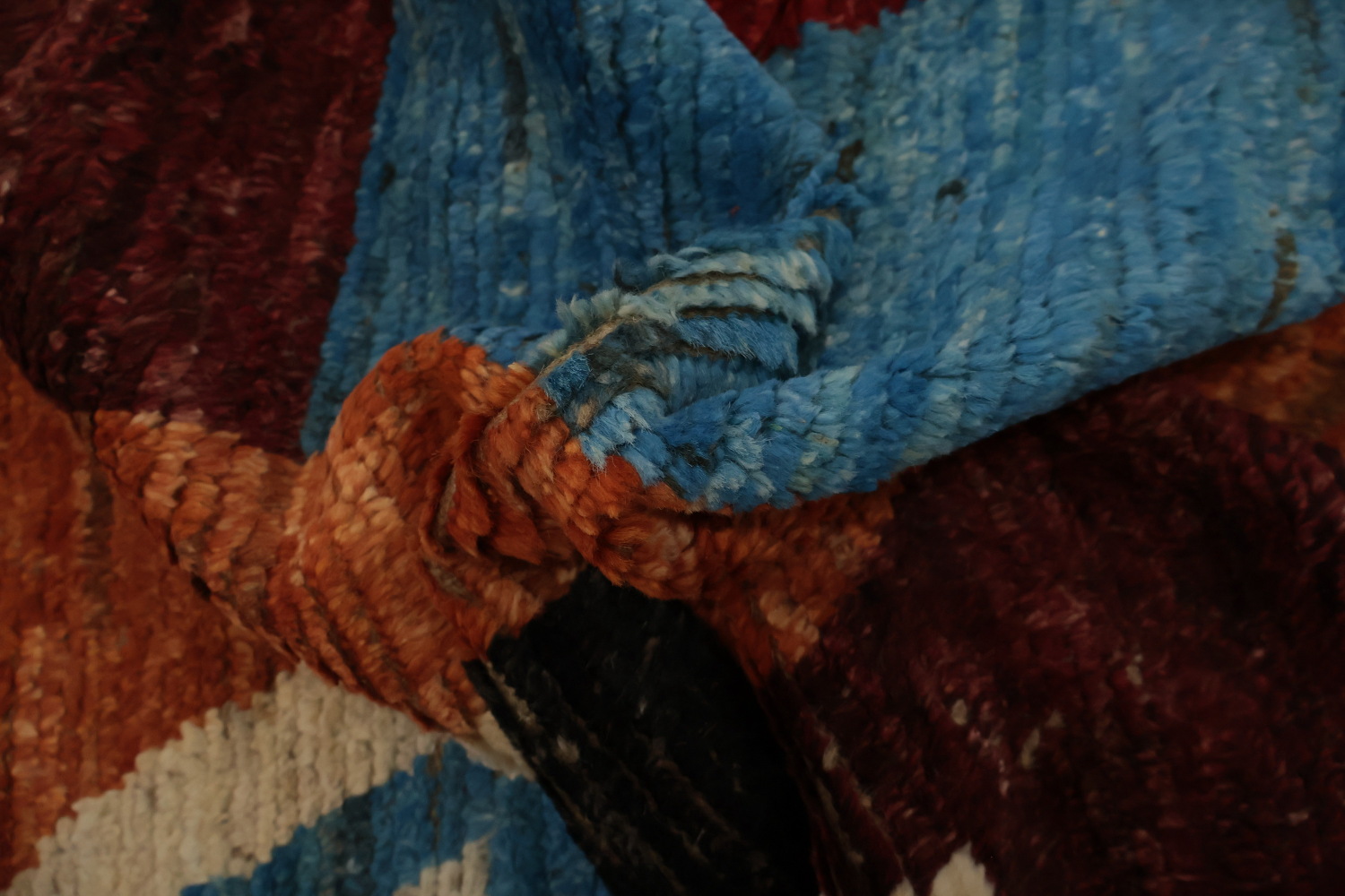 Artistic Abstract Moroccan Area Rug 6x8 to Elevate Your Space