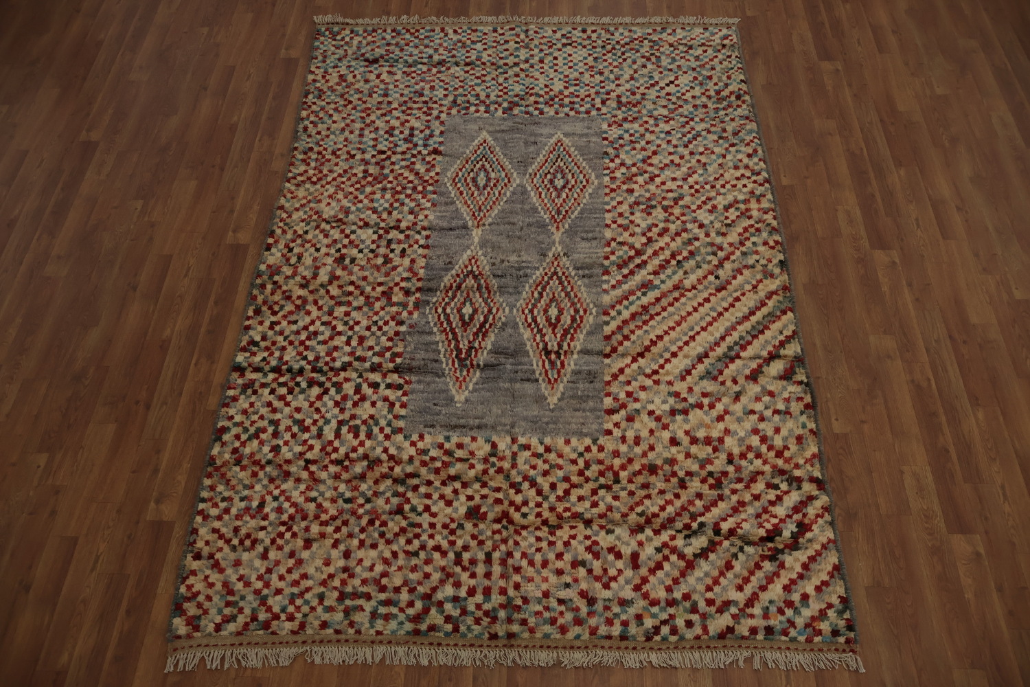 Vibrant Moroccan Area Rug 6x9 with Eye-Catching Design
