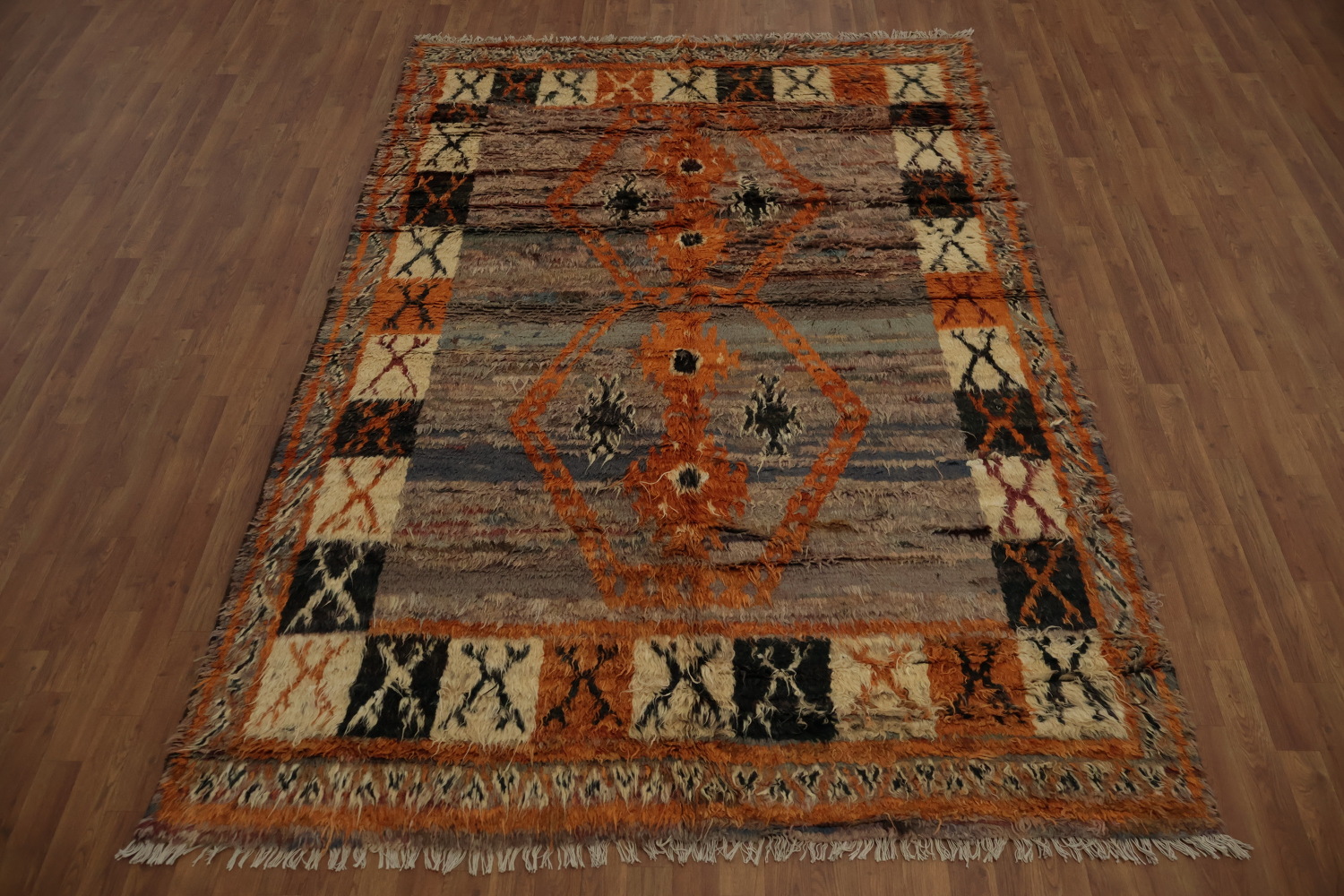 Bohemian Moroccan Berber Area Rug 6x10 with Geometric Centerpiece