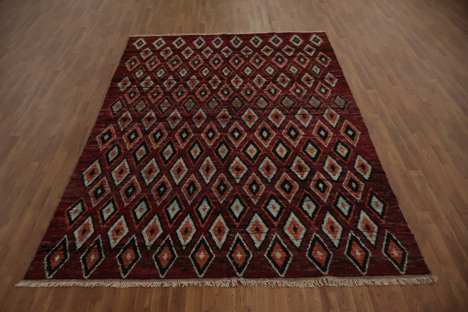 Artfully Designed Diamond Style Moroccan Wool Area Rug 7x10