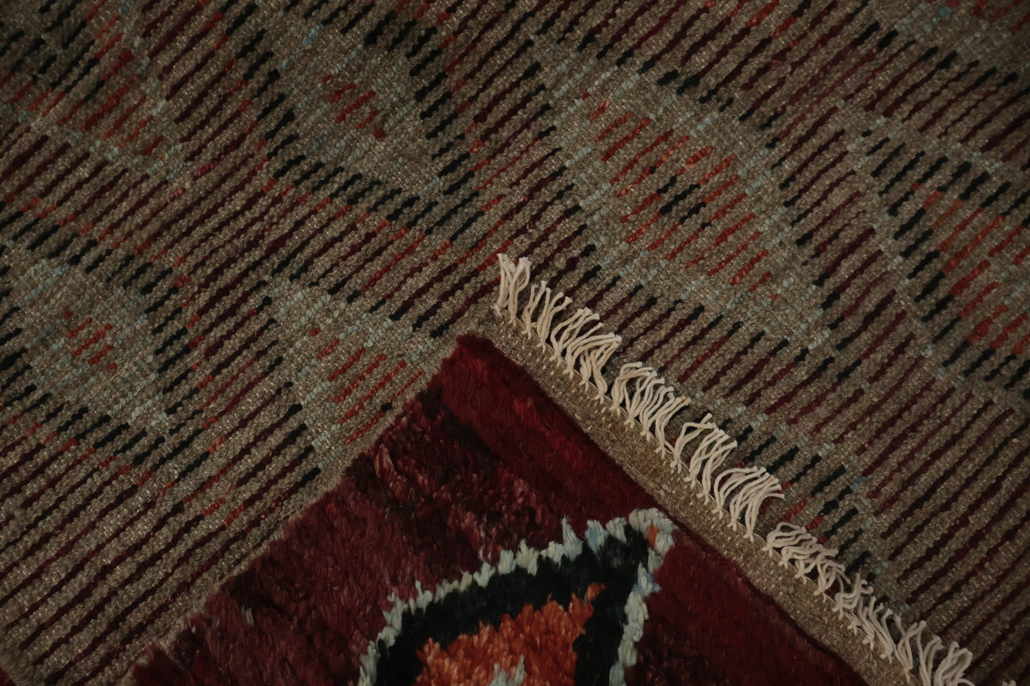 Artfully Designed Diamond Style Moroccan Wool Area Rug 7x10