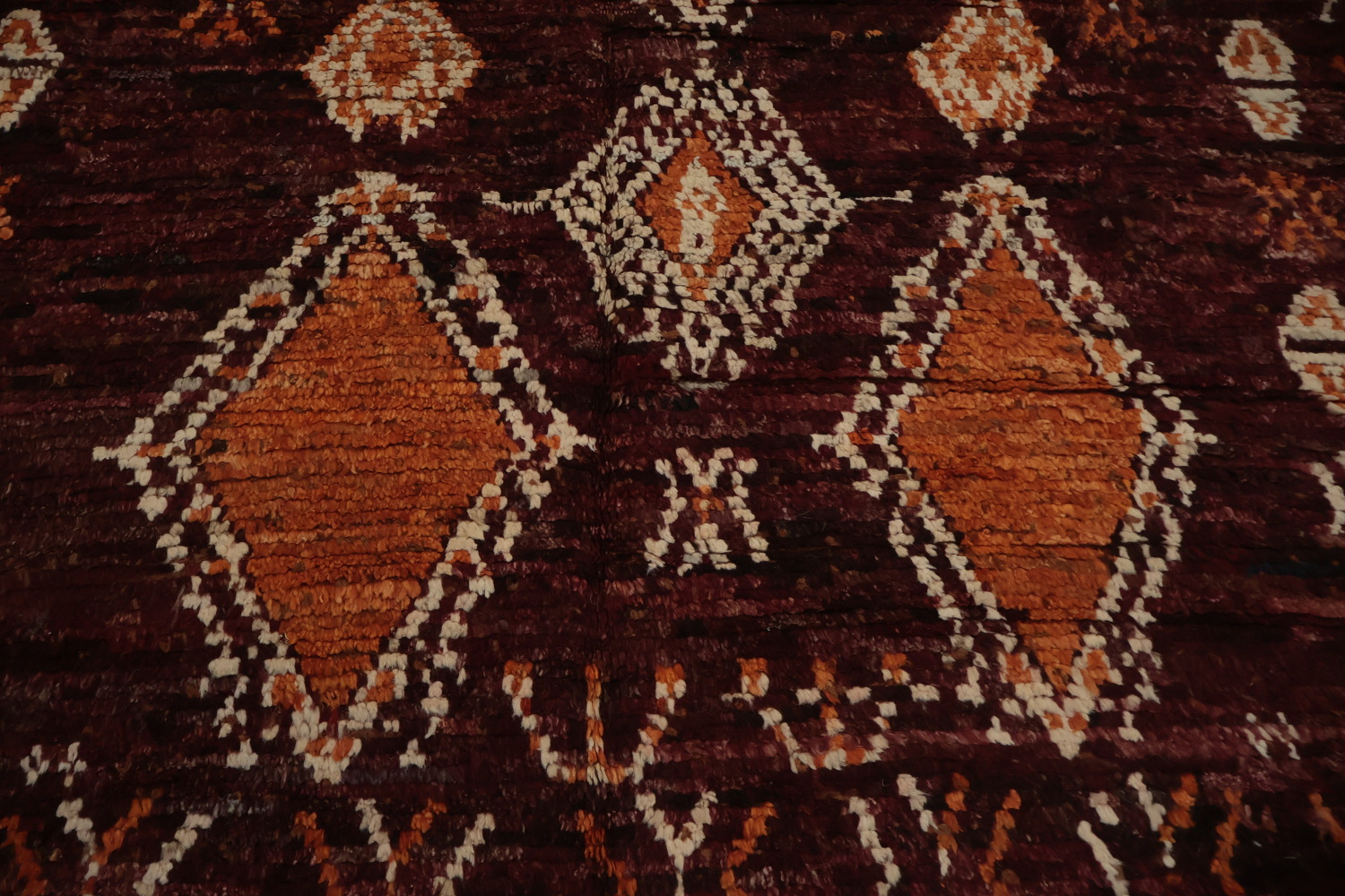 Bohemian Charm Diamond Moroccan Wool Area Rug 7x10