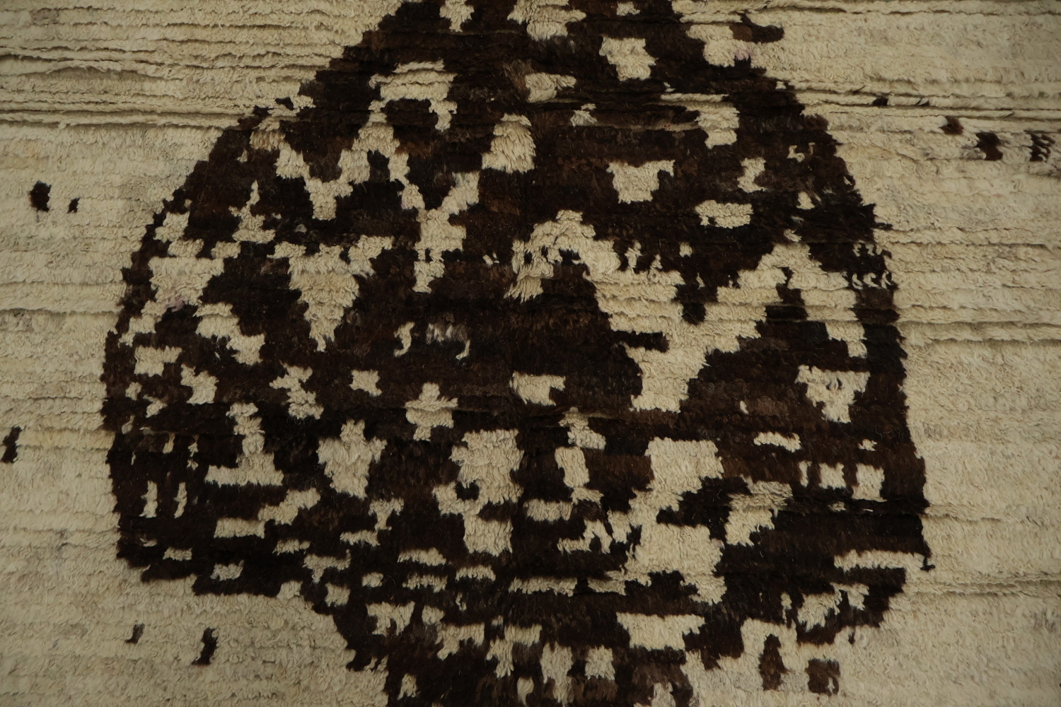 Cultural Flair Authentic Earth-Toned Moroccan Area Rug 6x8