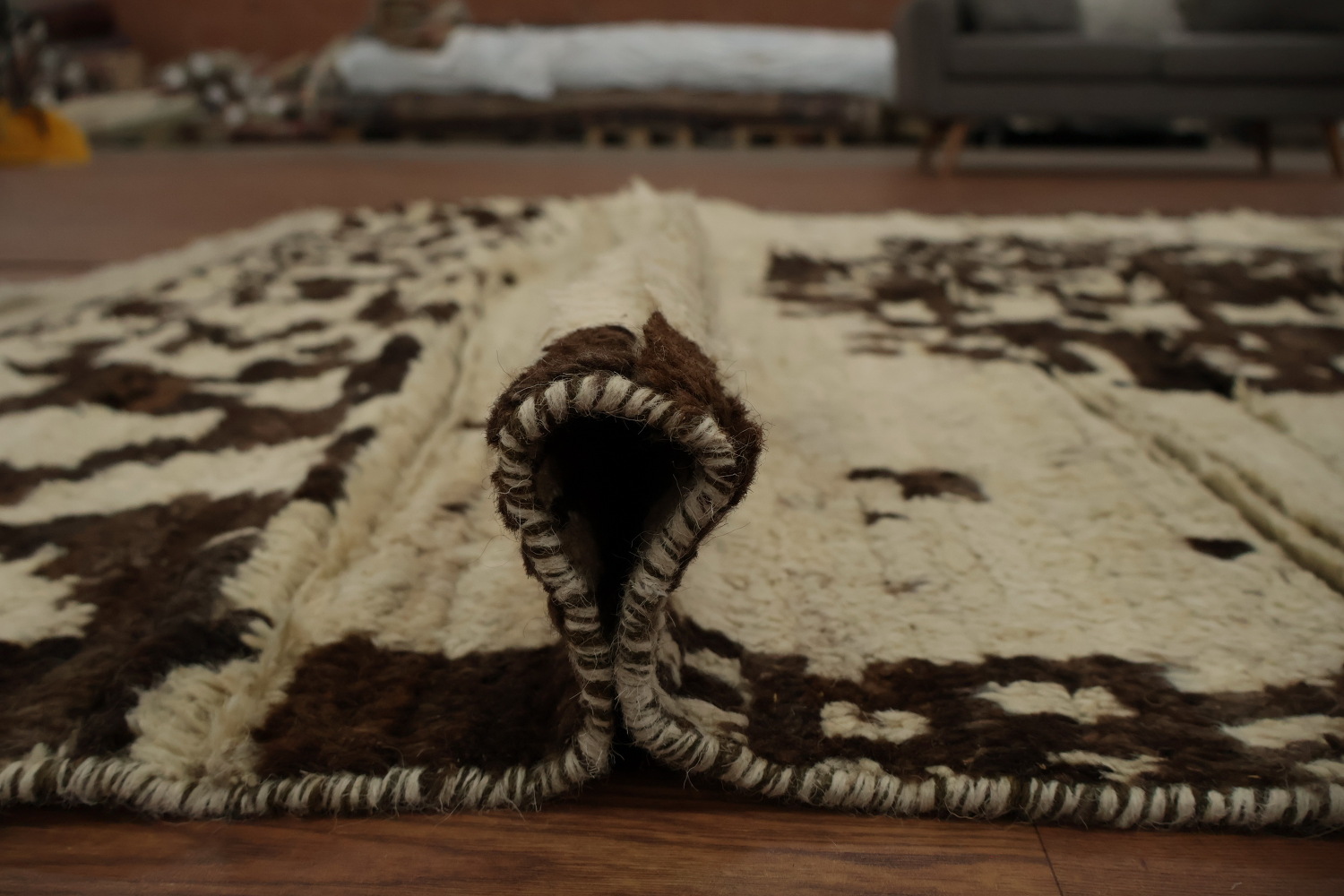 Cultural Flair Authentic Earth-Toned Moroccan Area Rug 6x8