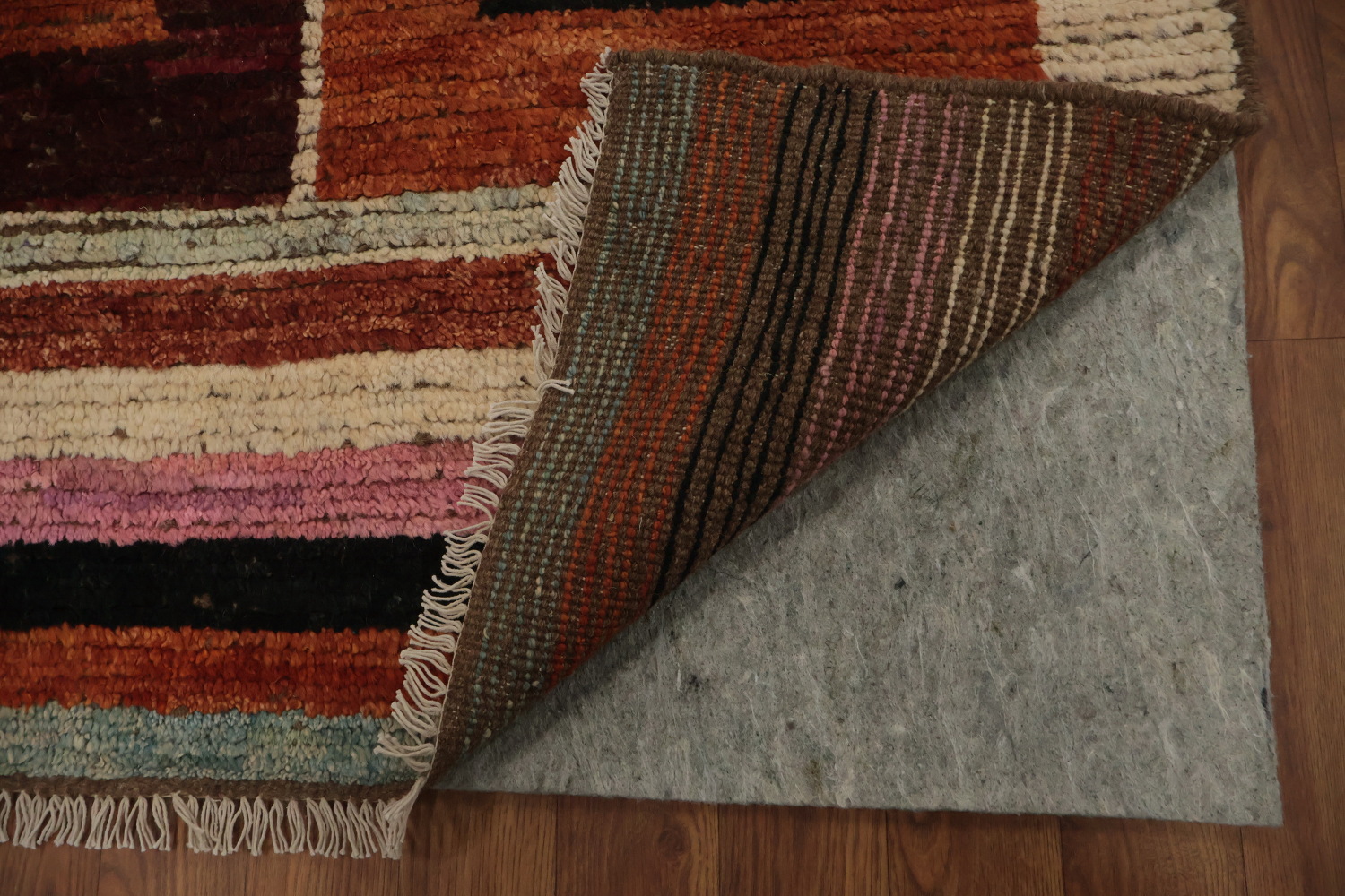 Stylish Moroccan Large Area Rug 10x14 for a Modern Home Atmosphere