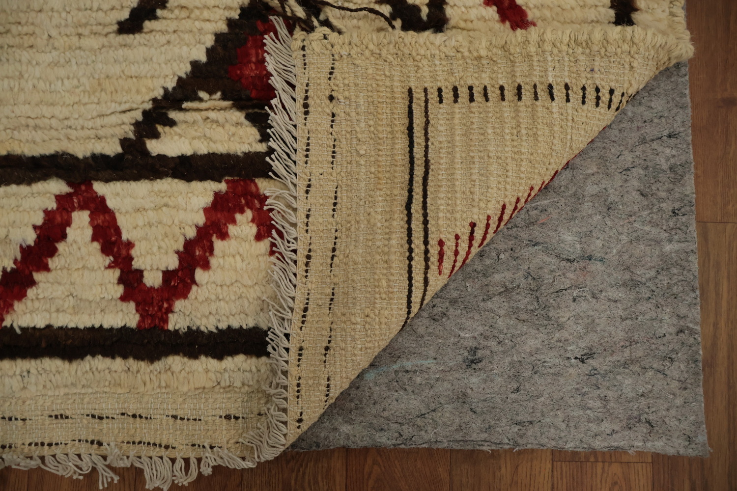 Vibrant Moroccan Area Rug 8x10 for a Dynamic Room Accent