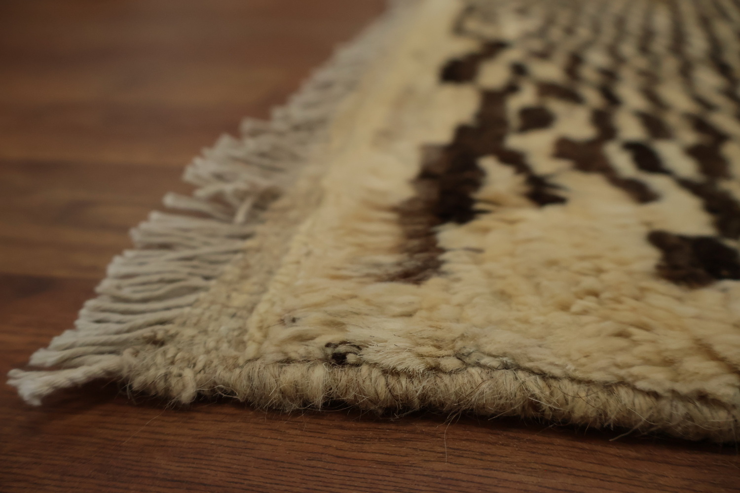 Neutral Toned Moroccan Area Rug 9x12 with Intricate Central Detail