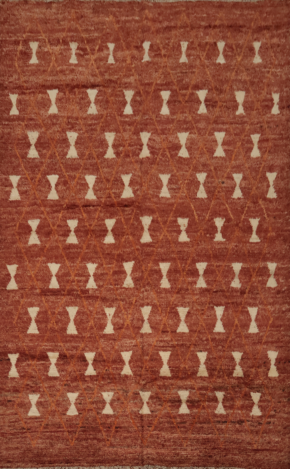 Chic Moroccan Area Rug 7x10 with Symmetrical Geometric Motifs