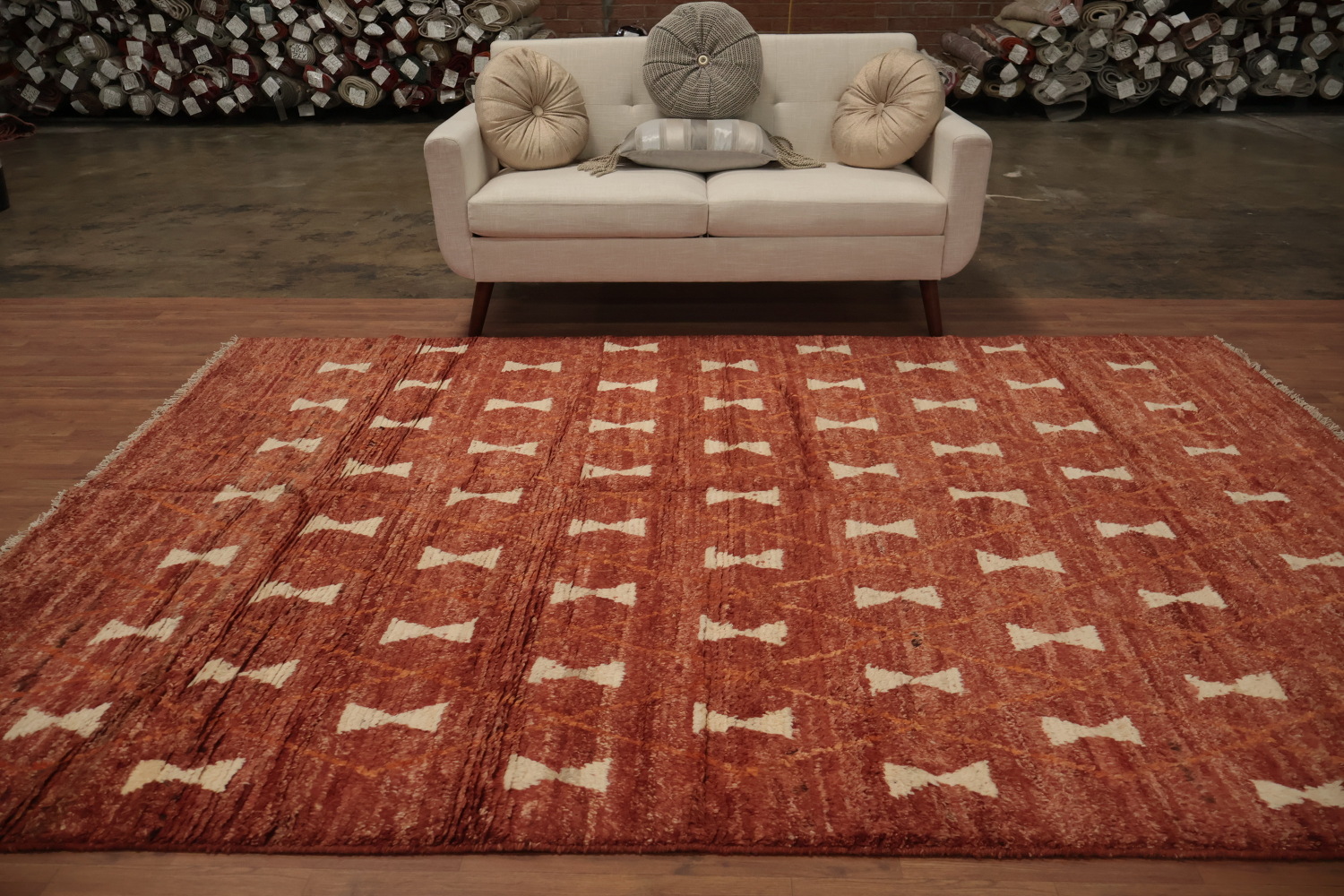 Chic Moroccan Area Rug 7x10 with Symmetrical Geometric Motifs