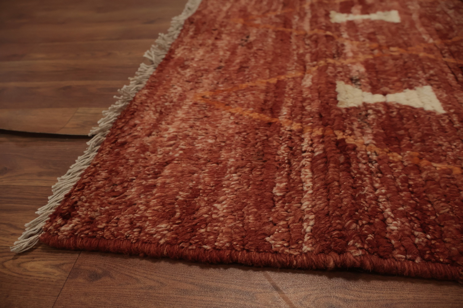 Chic Moroccan Area Rug 7x10 with Symmetrical Geometric Motifs