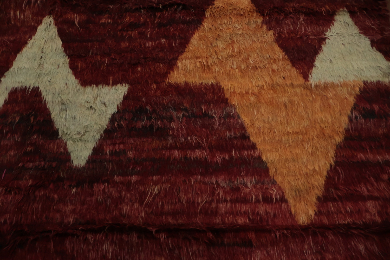 Bold Geometric Moroccan Area Rug 7x10 Triangular Patterns in Rich Colors