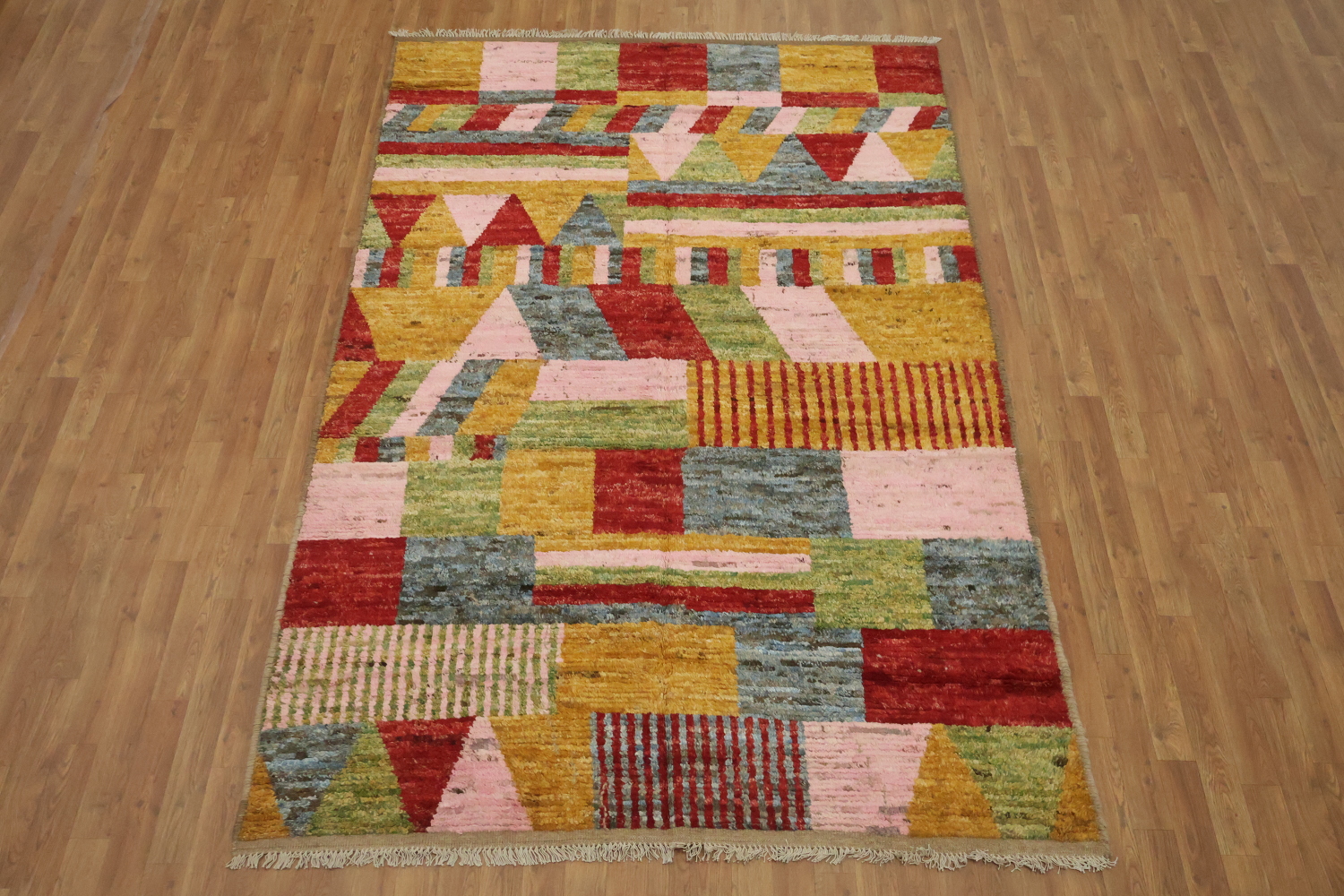 All-Over Moroccan Geometric Area Rug 6x9