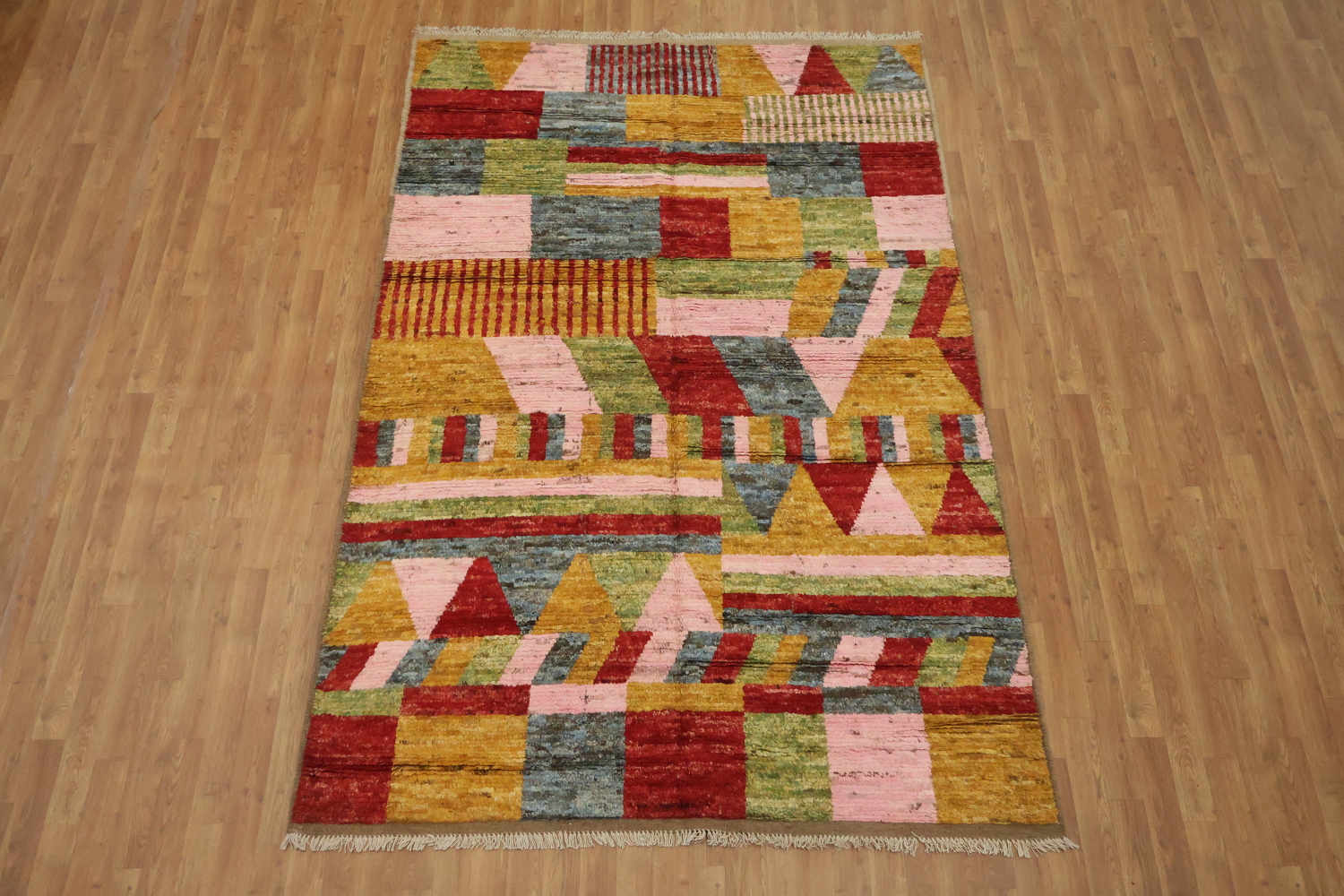 All-Over Moroccan Geometric Area Rug 6x9