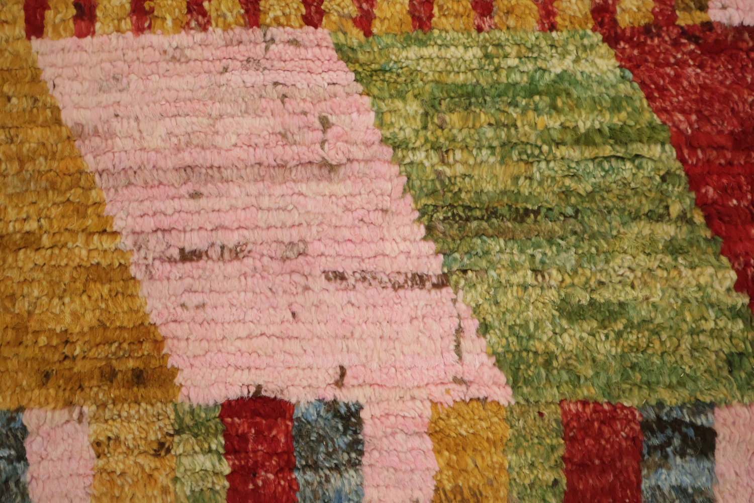 All-Over Moroccan Geometric Area Rug 6x9