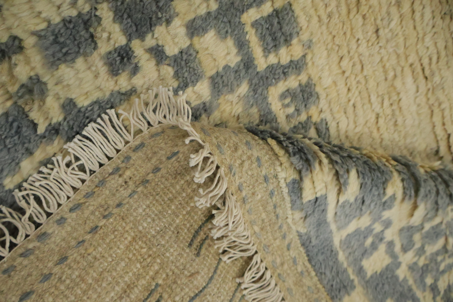 Hand-Knotted Moroccan Wool Area Rug 6x8