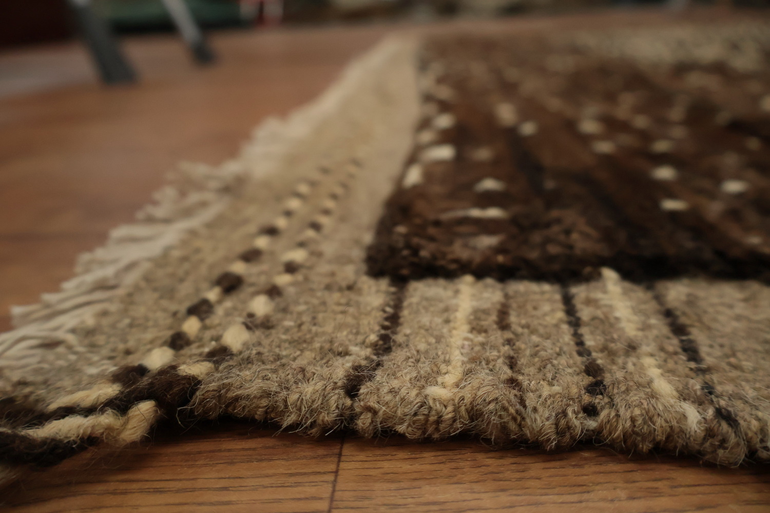 Textured Moroccan Area Rug 7x10 with Dark Border Design
