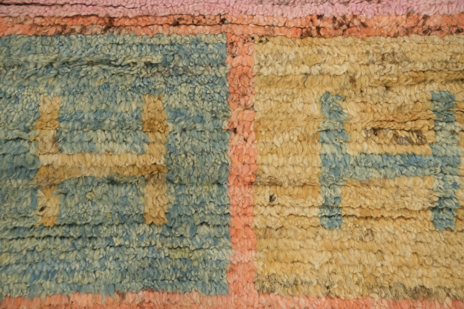 Geometric Moroccan Wool Area Rug 5x7