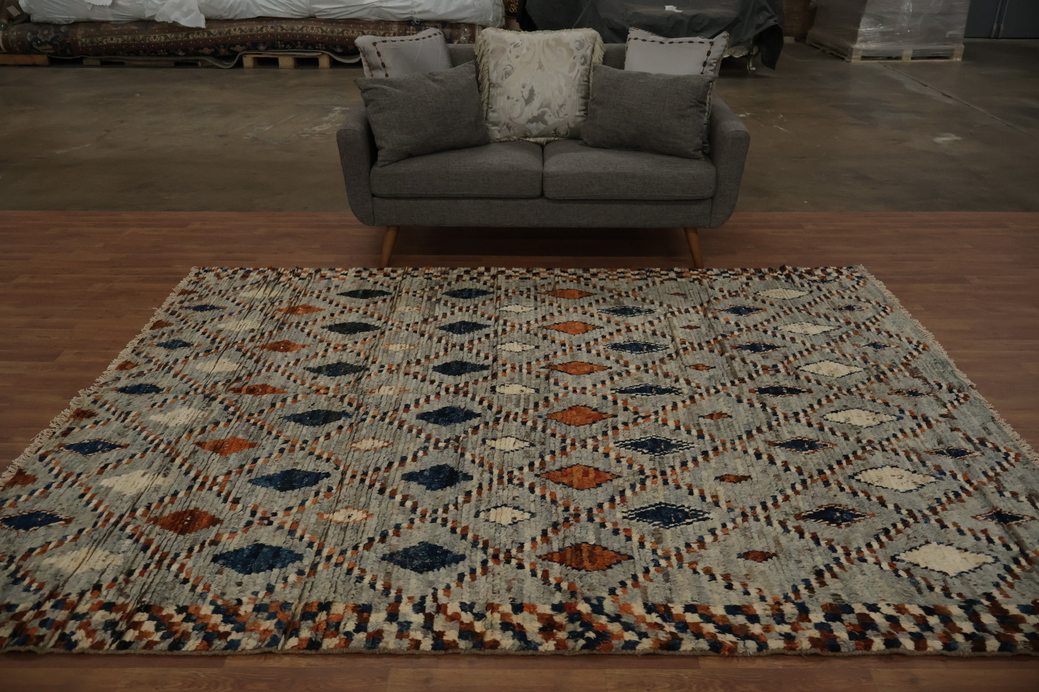 Charming Moroccan Area Rug 7x10 with Bold Diamond-shaped Designs