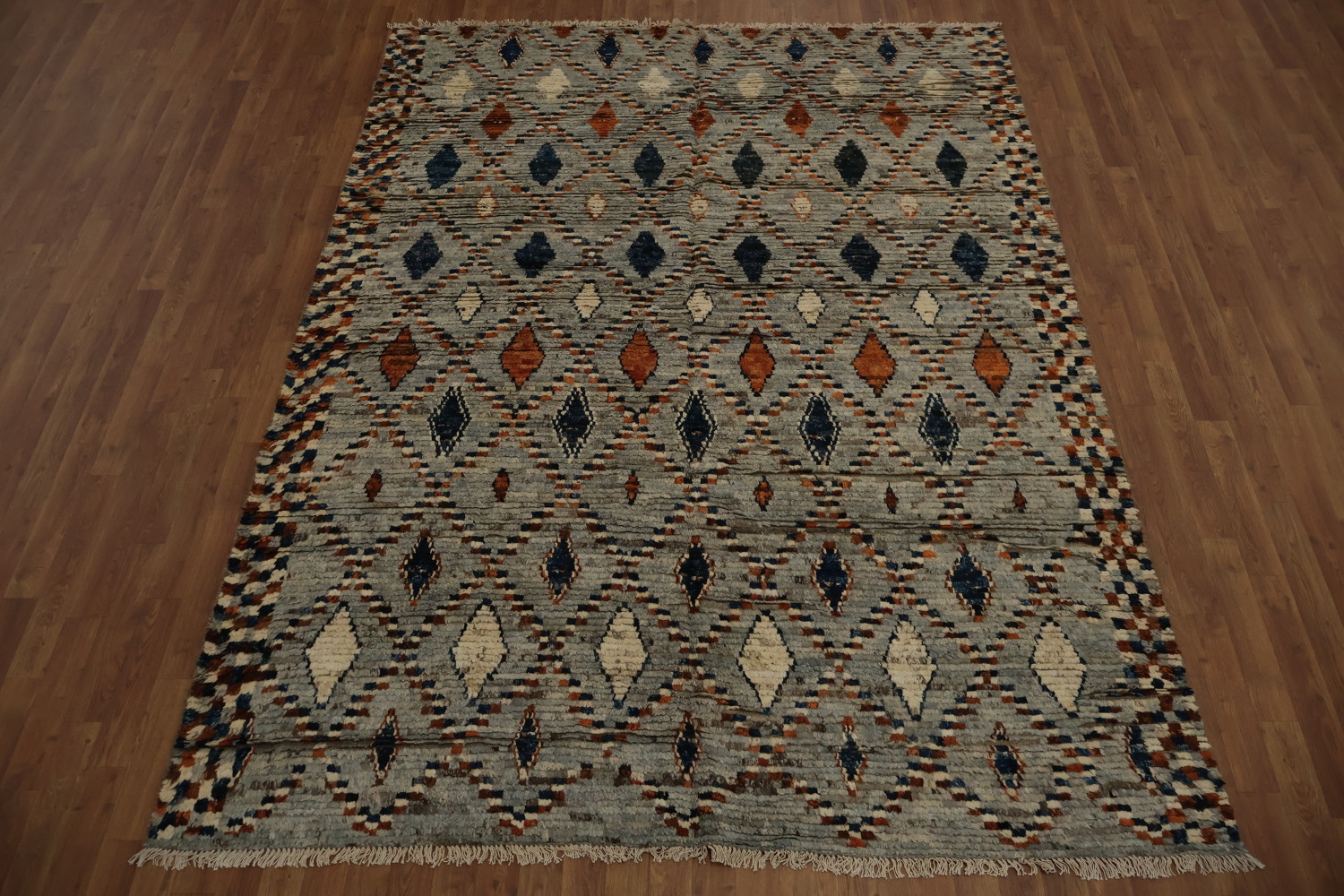 Charming Moroccan Area Rug 7x10 with Bold Diamond-shaped Designs