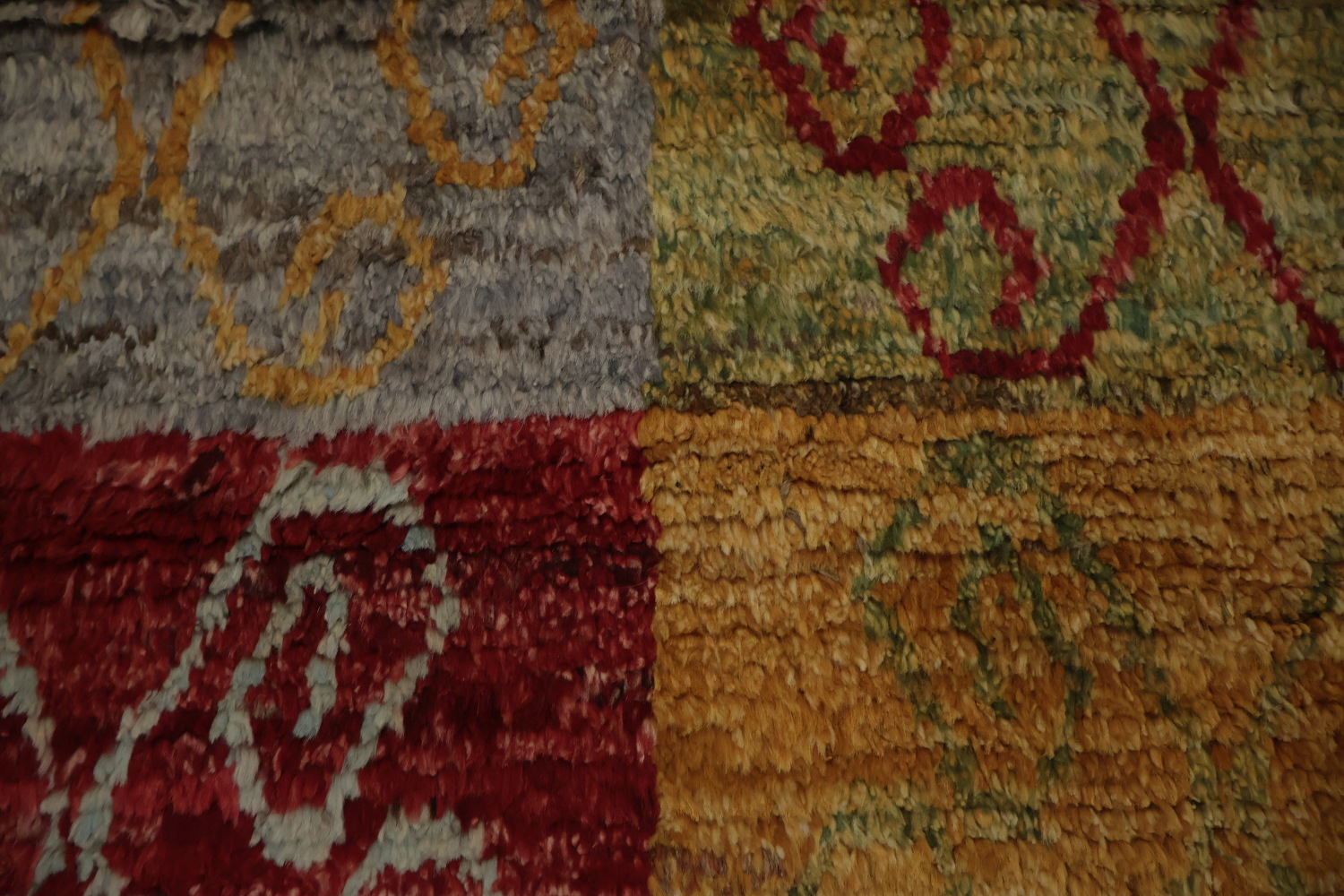 Handcrafted Moroccan Area Rug 7x10 Featuring Bold Geometric Patterns