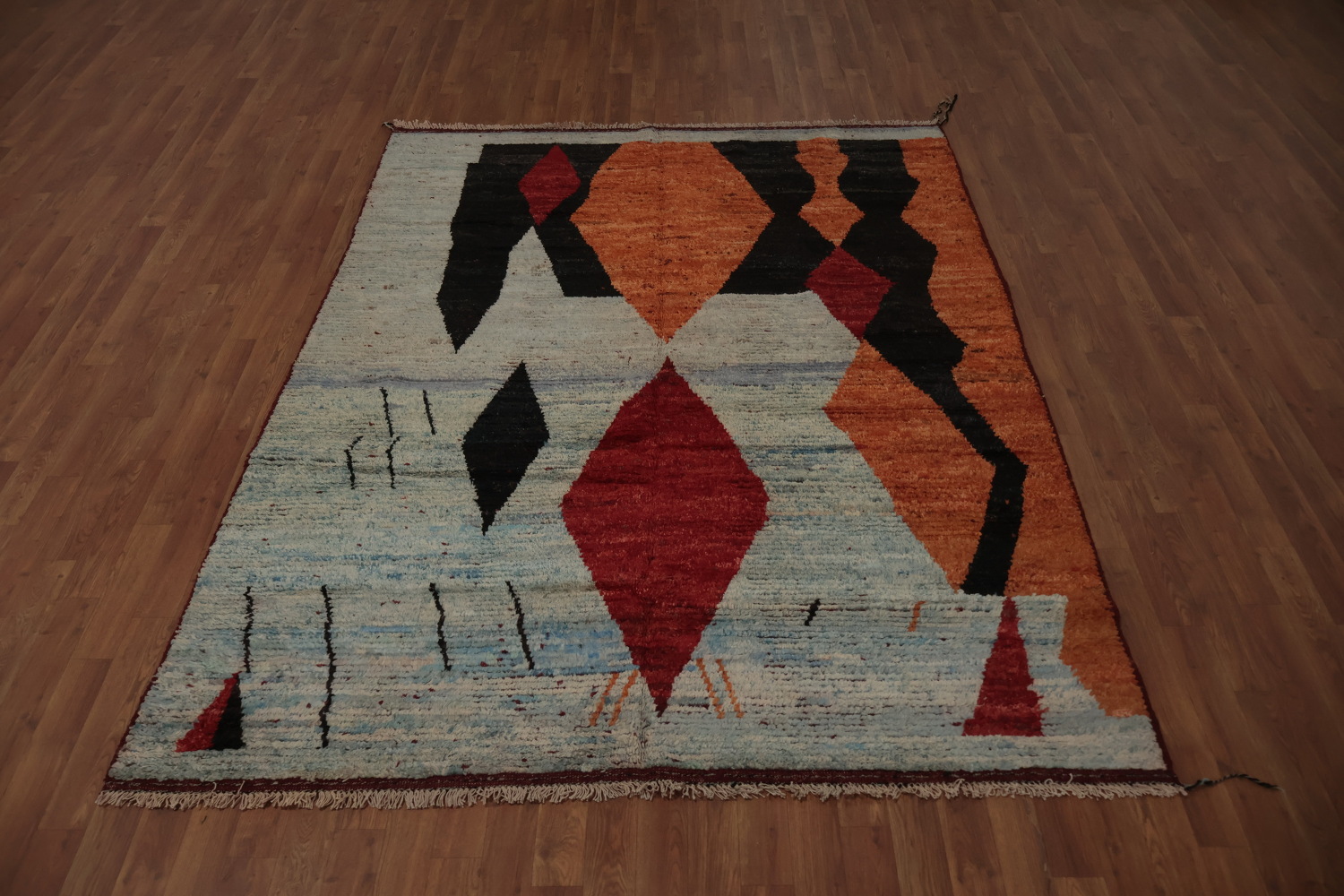 Bold Geometric Moroccan Area Rug 6x8 for a Chic Living Room Style
