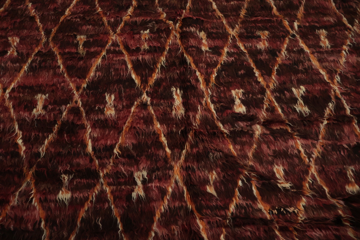 Elegant Moroccan Berber Area Rug 7x10 with Classic Diamond Design