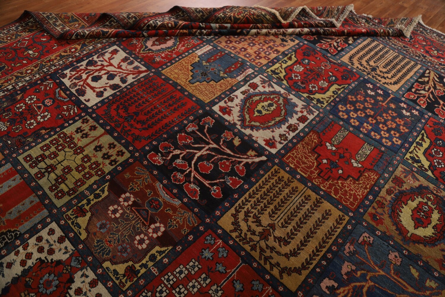 Pre-1900 Antique Bakhtiari Shalamzar Vegetable Dye Persian Rug 13x20