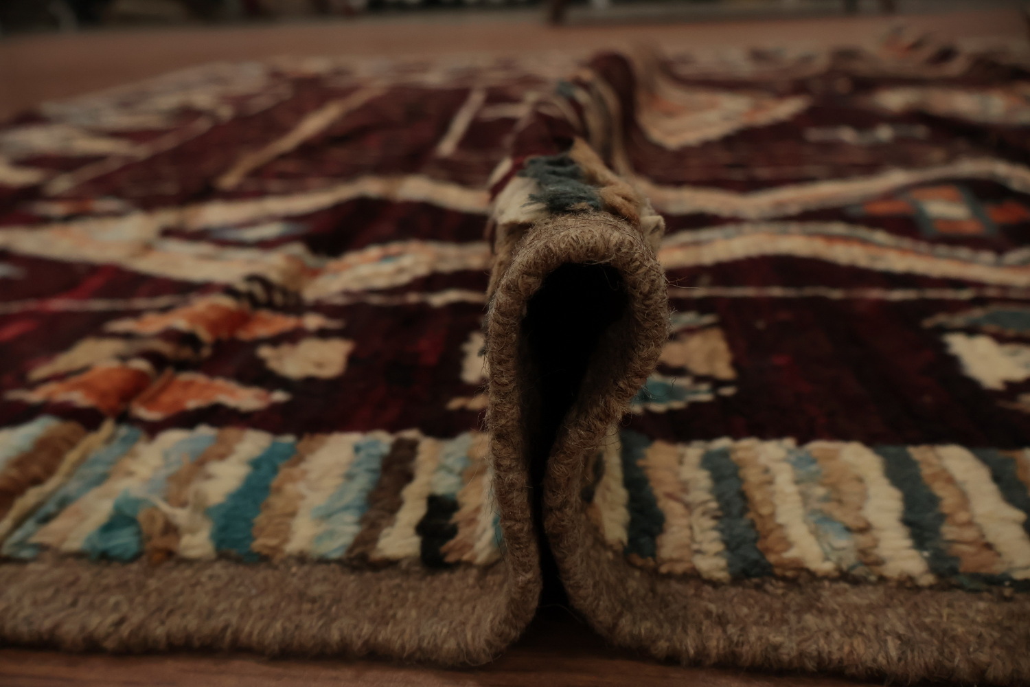 Exquisite Moroccan Area Rug 7x10 with Intricate Geometric Patterns