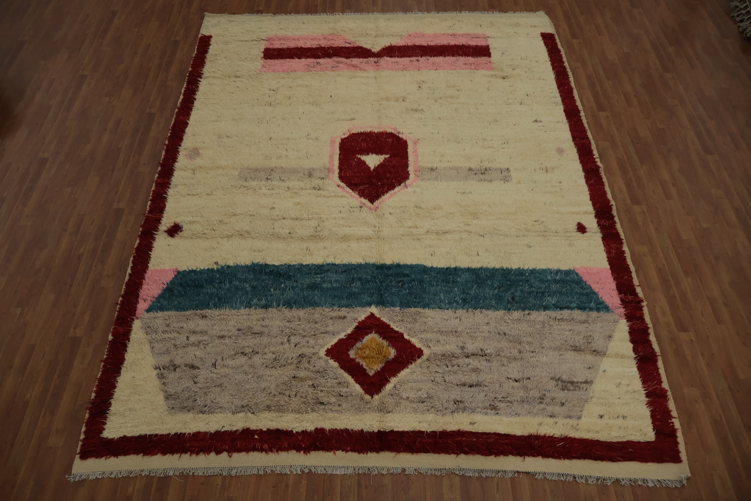 Soft Wool Moroccan Large Area Rug 10x14 with Geometric Elegance
