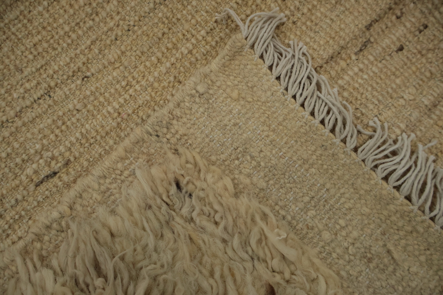 Soft Wool Moroccan Large Area Rug 10x14 with Geometric Elegance