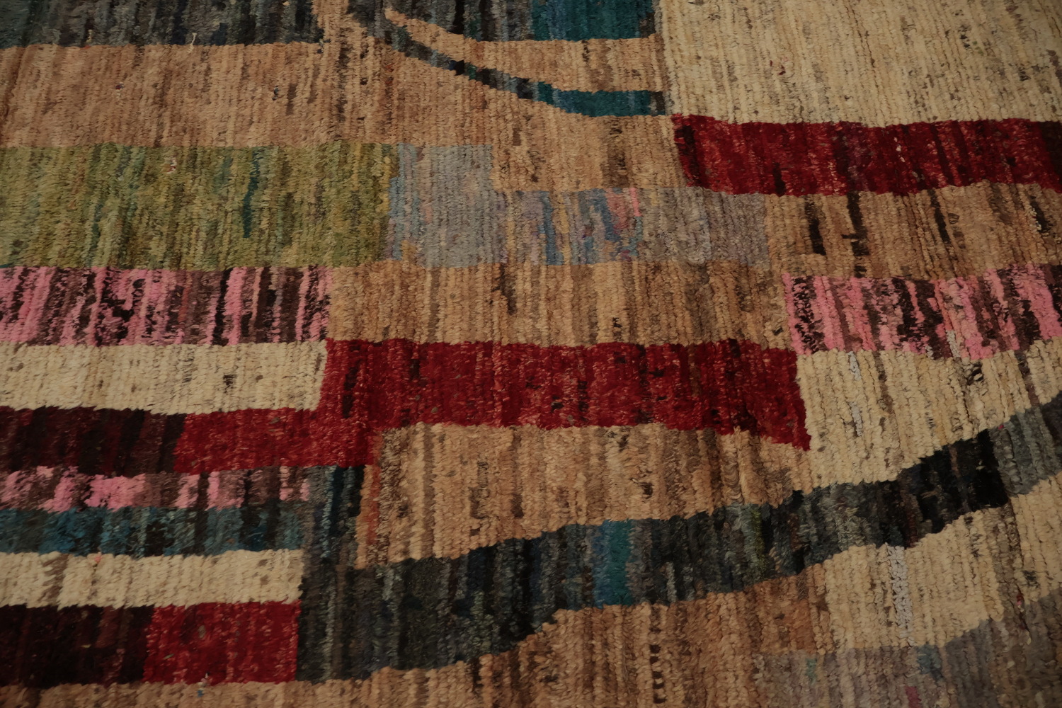 Artisan Moroccan Large Rug 10x14 Discover Bold Use of Color and Texture