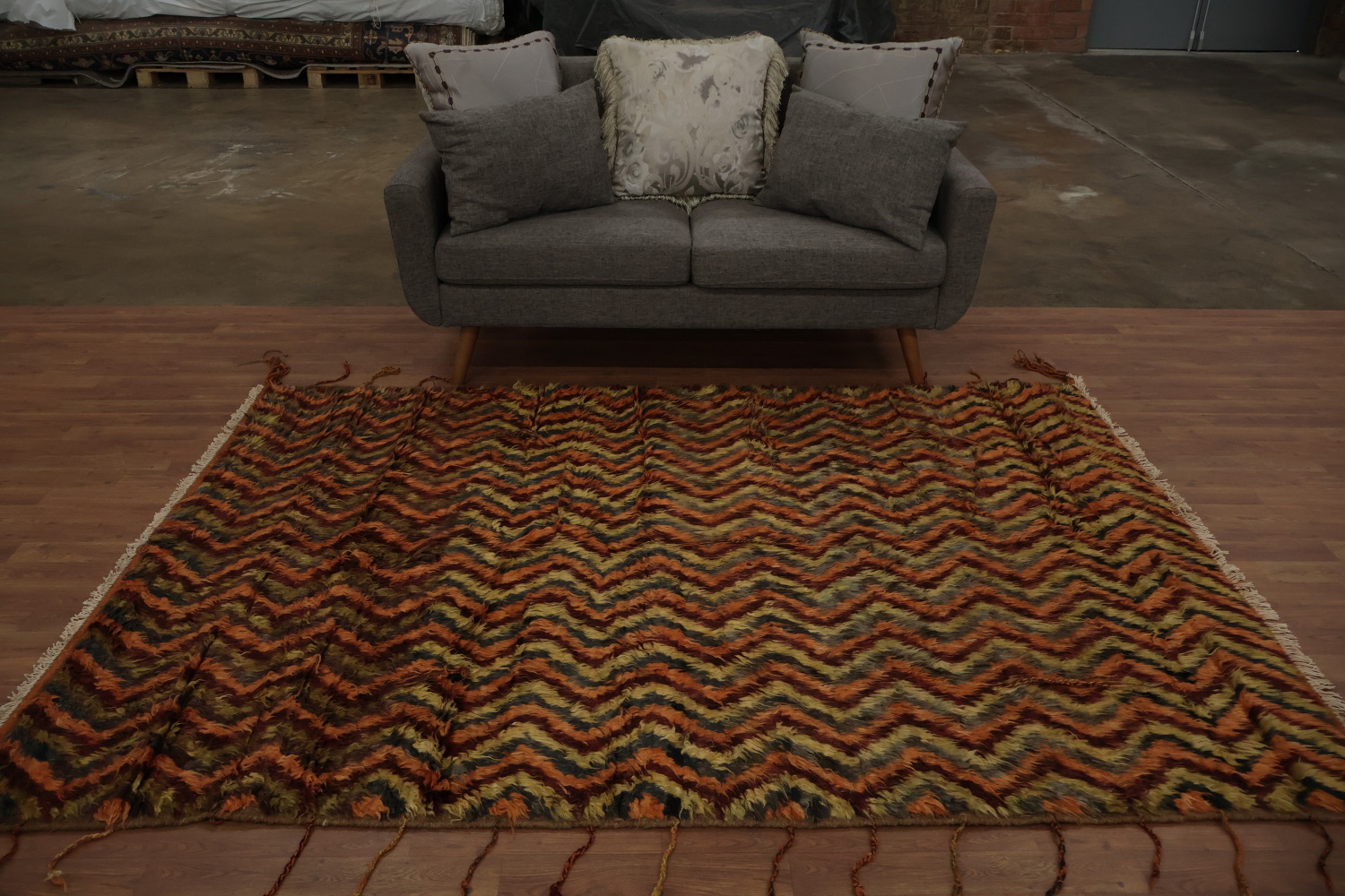 Chevron Moroccan Berber Area Rug 6x8 in Rustic Shade Colors