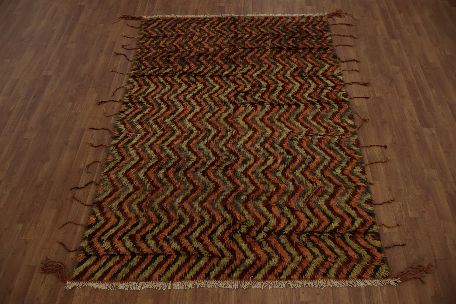 Chevron Moroccan Berber Area Rug 6x8 in Rustic Shade Colors