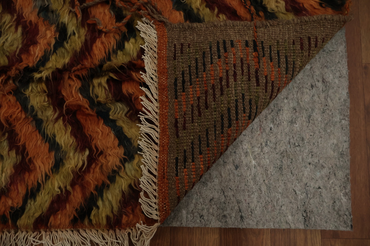 Chevron Moroccan Berber Area Rug 6x8 in Rustic Shade Colors