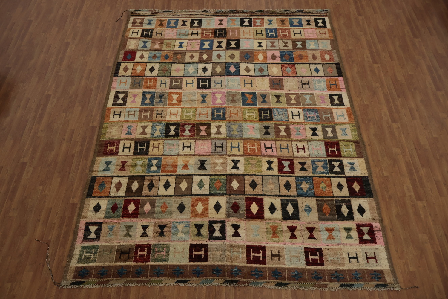 Captivating Moroccan Geometric Area Rug 10x13 for Artistic Ambiance
