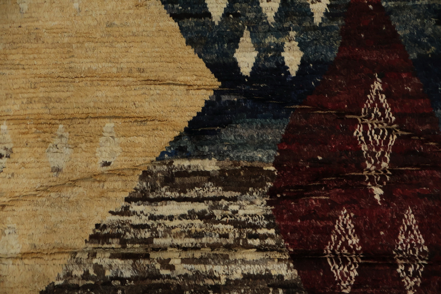 Neutral Tones and Bold Patterns Moroccan Large Area Rug 10x14