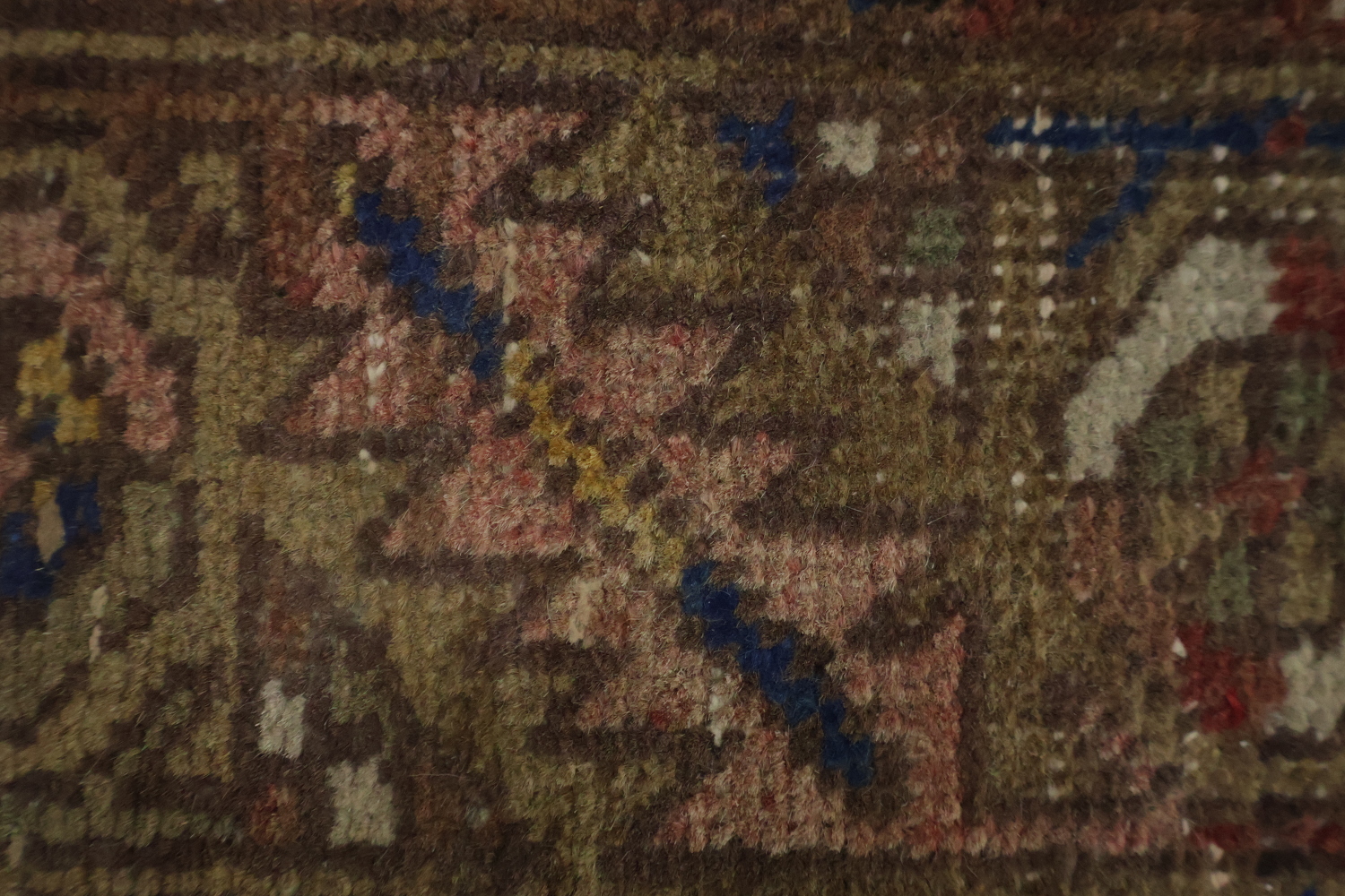 Geometric Wool Heriz Persian Runner Rug 3x11