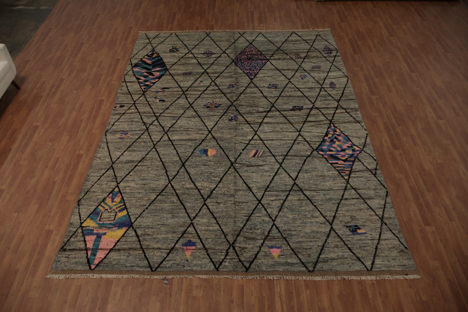 Geometric Moroccan Large Area Rug 10x14 with Pastel Highlights