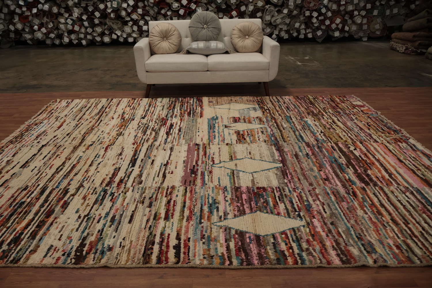 Exquisite Moroccan Area Rug 9x12 Geometric Patterns and Rich Colors