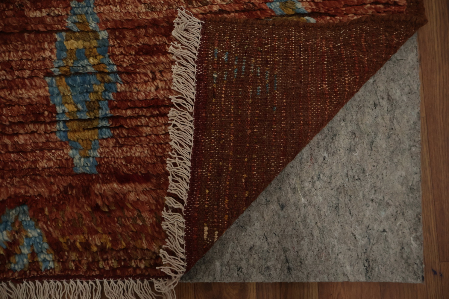 Warm Moroccan Area Rug 7x10 Embellished with Timeless Patterns