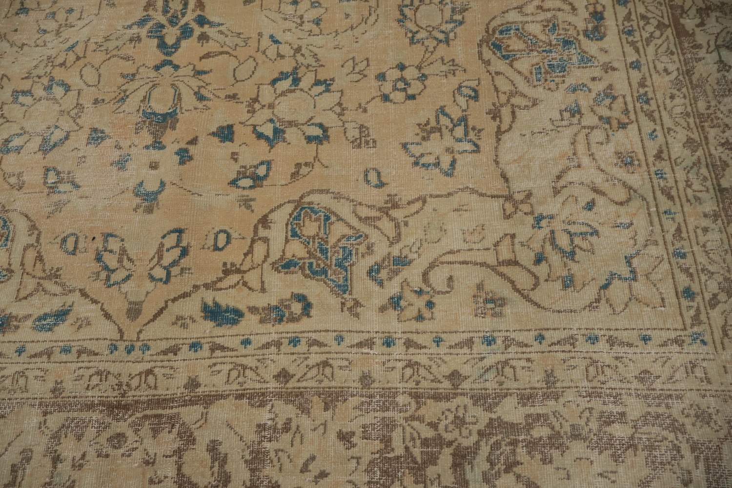 Distressed Floral Tabriz Persian Area Rug 7x11