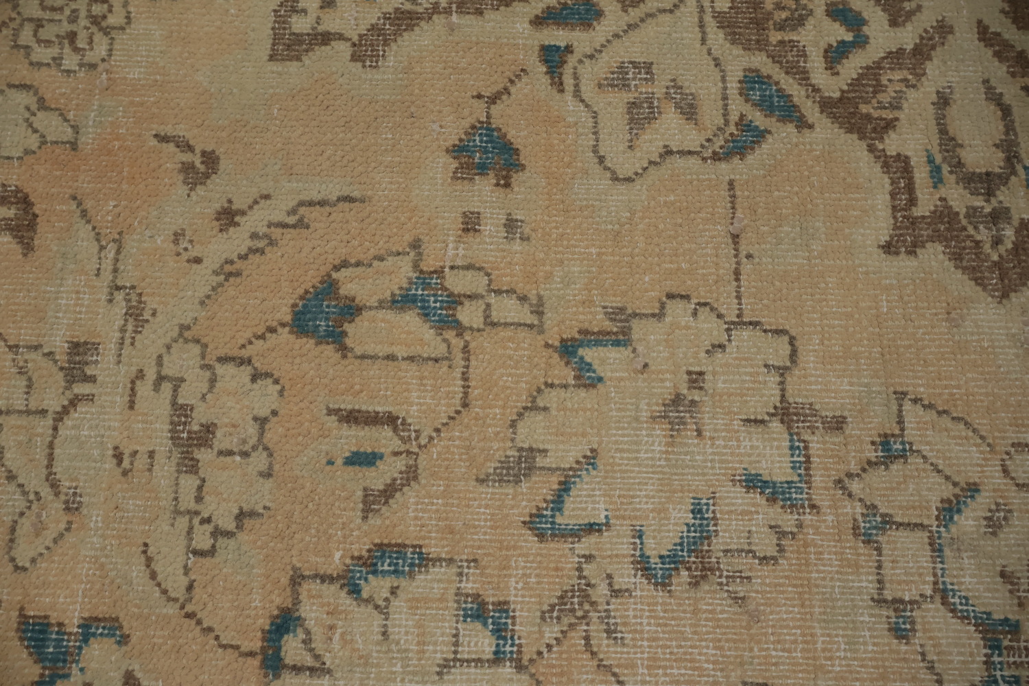 Distressed Floral Tabriz Persian Area Rug 7x11