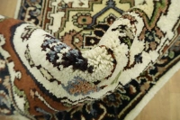 https://image-static-obj.rugsource.com/small/116442_3421299_b8345594.jpeg