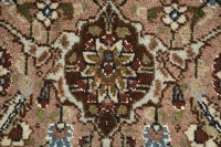 https://image-static-obj.rugsource.com/small/169162_3342608_2b90bfc4.jpeg