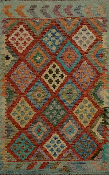 Handcrafted Kilim Rug 4x5 with Exquisite Geometric Patterns