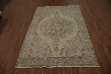 Traditional Tabriz Persian Area Rug 6x10 Perfect for Sophisticated Spaces